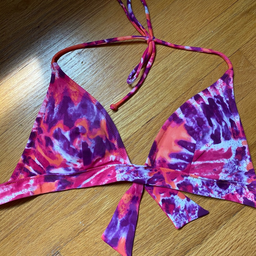 Victoria’s Secret halter top bikini